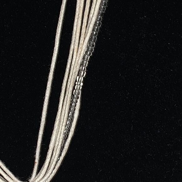 White carved shell necklace. 20” - Picture 4 of 8